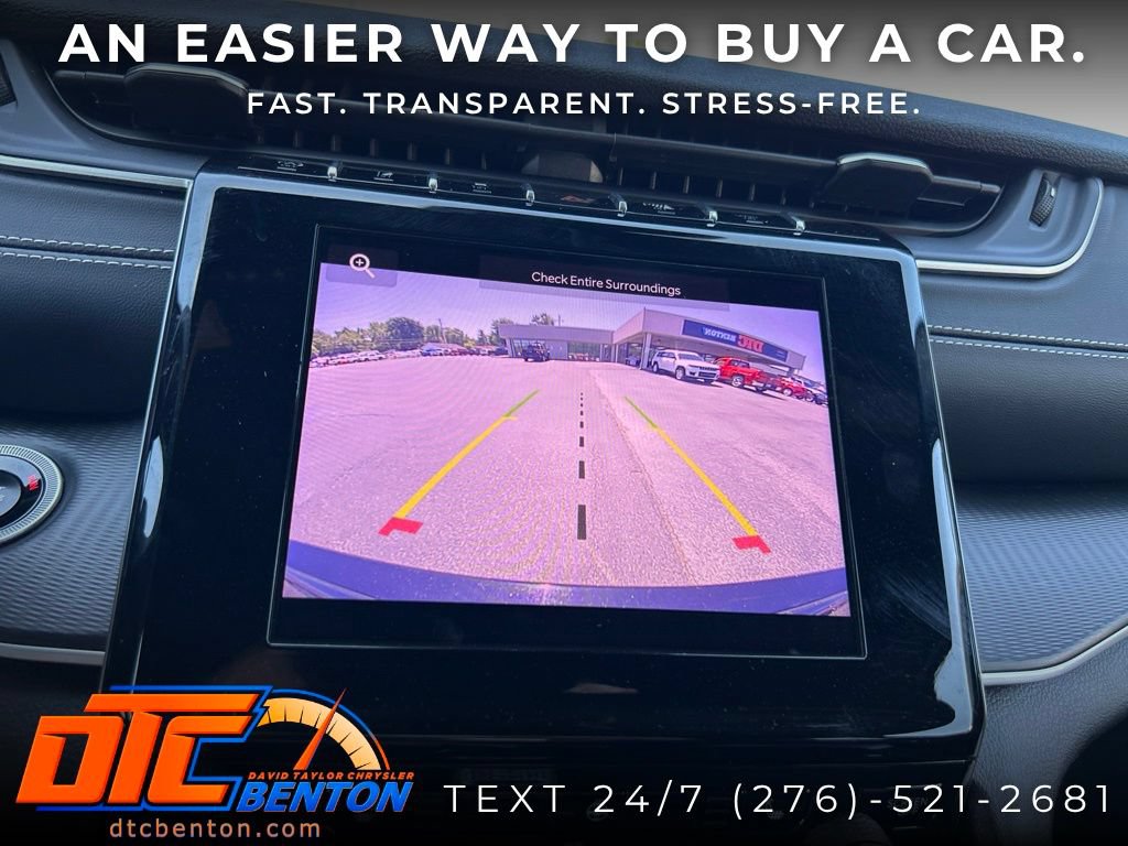 Used 2025 Jeep Grand Cherokee Altitude AWD/4WD image 17