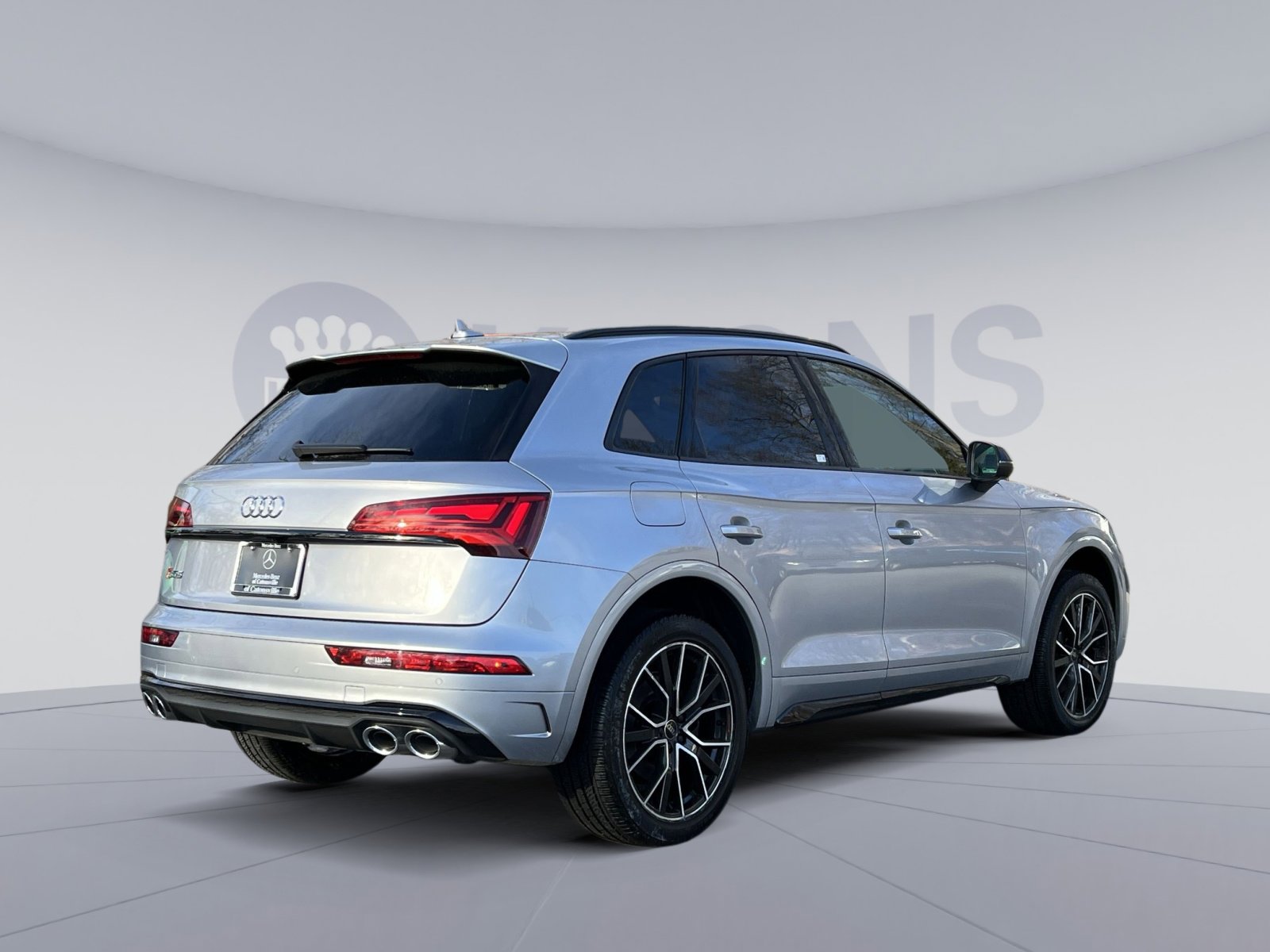 Used 2023 Audi SQ5 Premium Plus w/ Premium Plus Package image 5