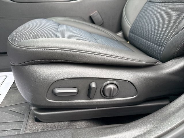 Certified 2024 Buick Envista Preferred w/ Convenience I Package FWD image 12