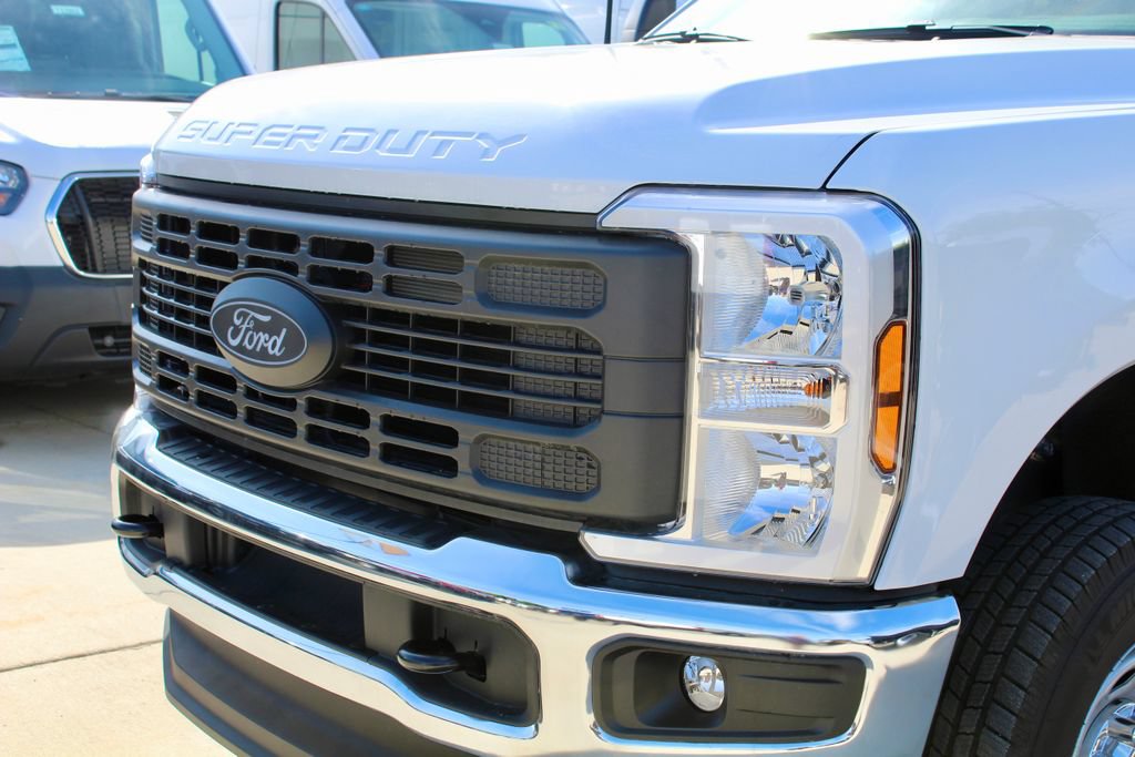 New 2026 Ford F250 XL AWD/4WD image 28