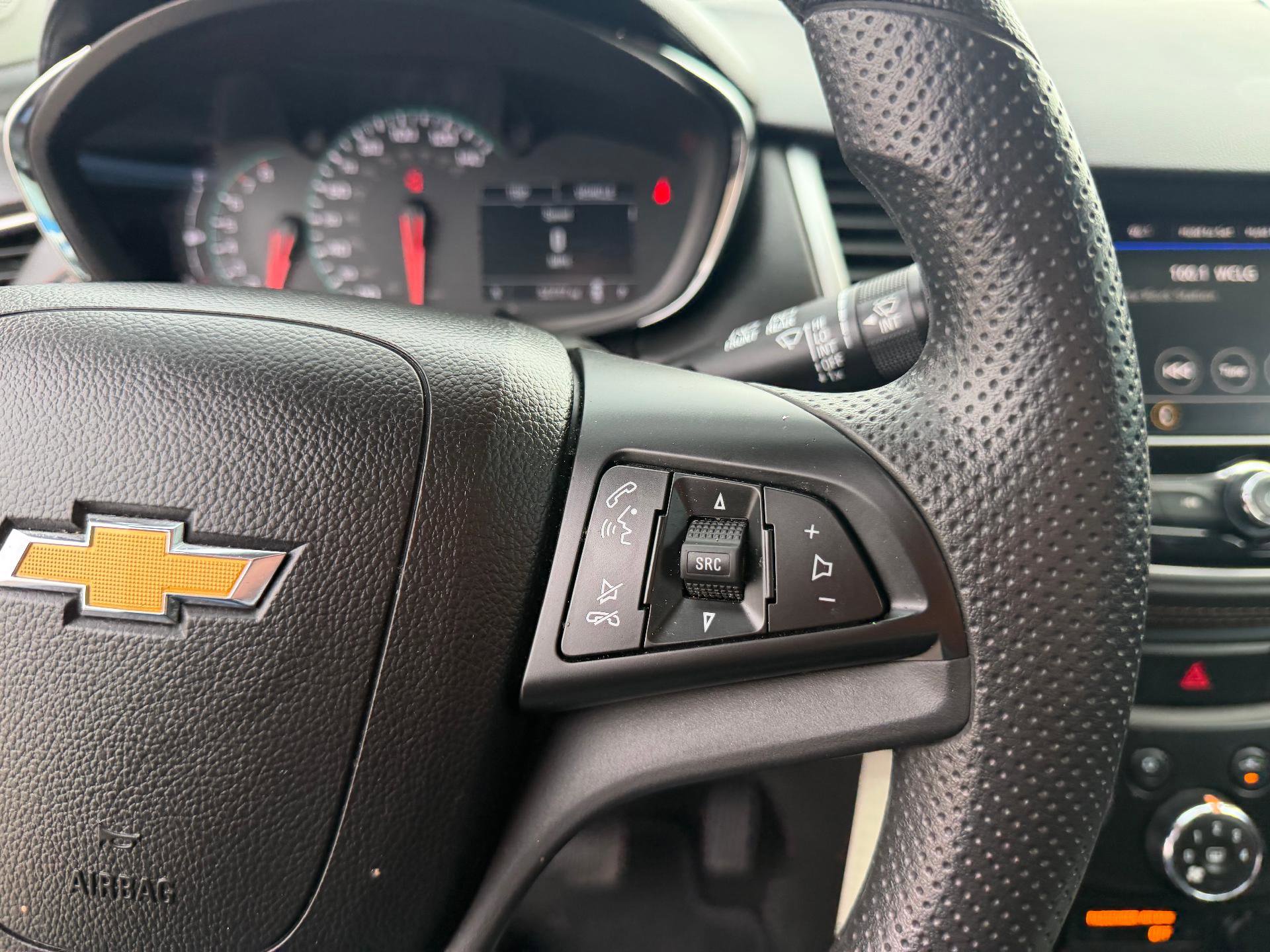 Certified 2022 Chevrolet Trax LS w/ Tint and Cruise Package AWD/4WD image 21