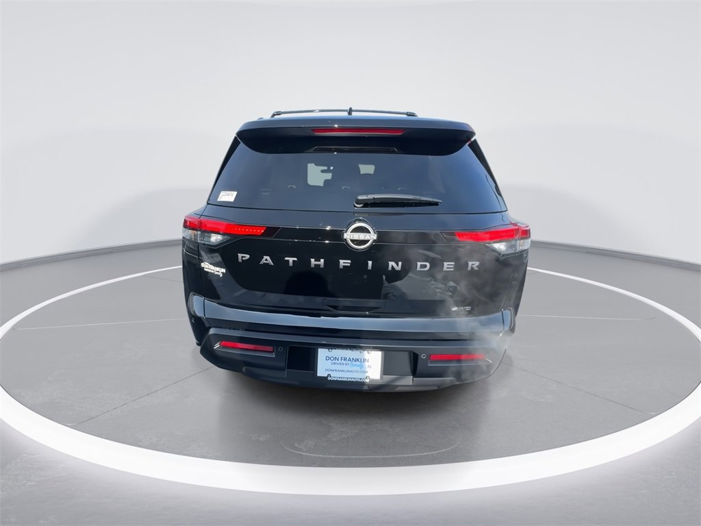 New 2026 Nissan Pathfinder SV image 7