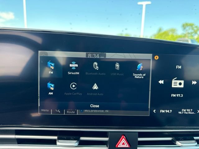 Used 2025 Hyundai Elantra Limited FWD image 24