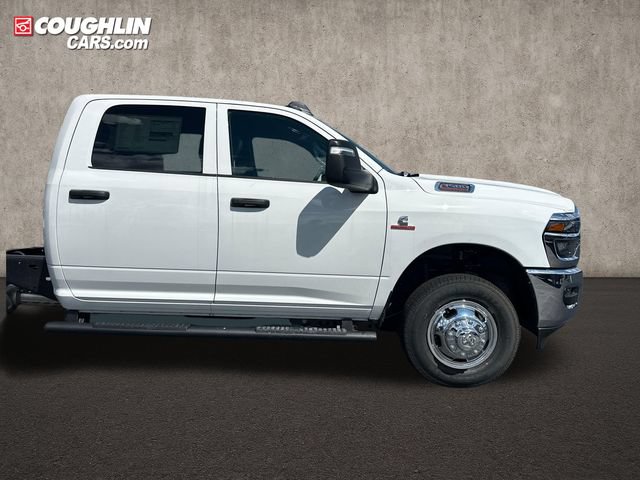New 2026 RAM 3500 Tradesman w/ Chrome Appearance Group A AWD/4WD image 8