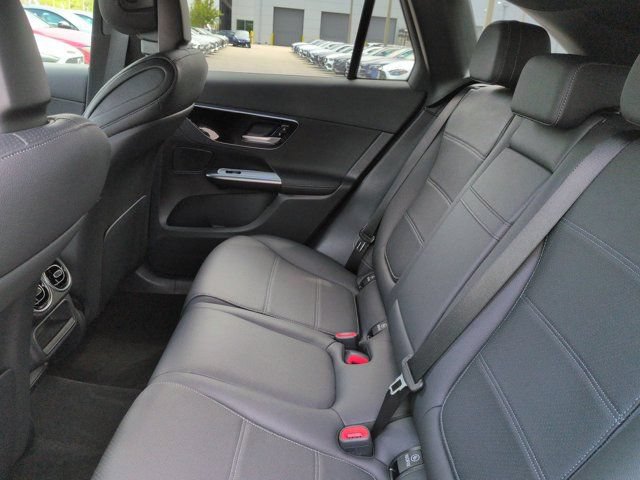 Certified 2026 Mercedes-Benz GLC 300 image 14