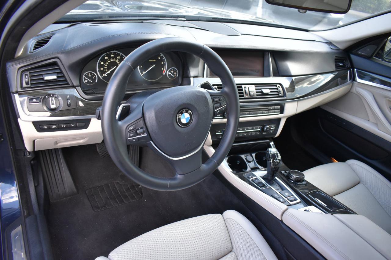 Used 2015 BMW 550i Sedan RWD image 10