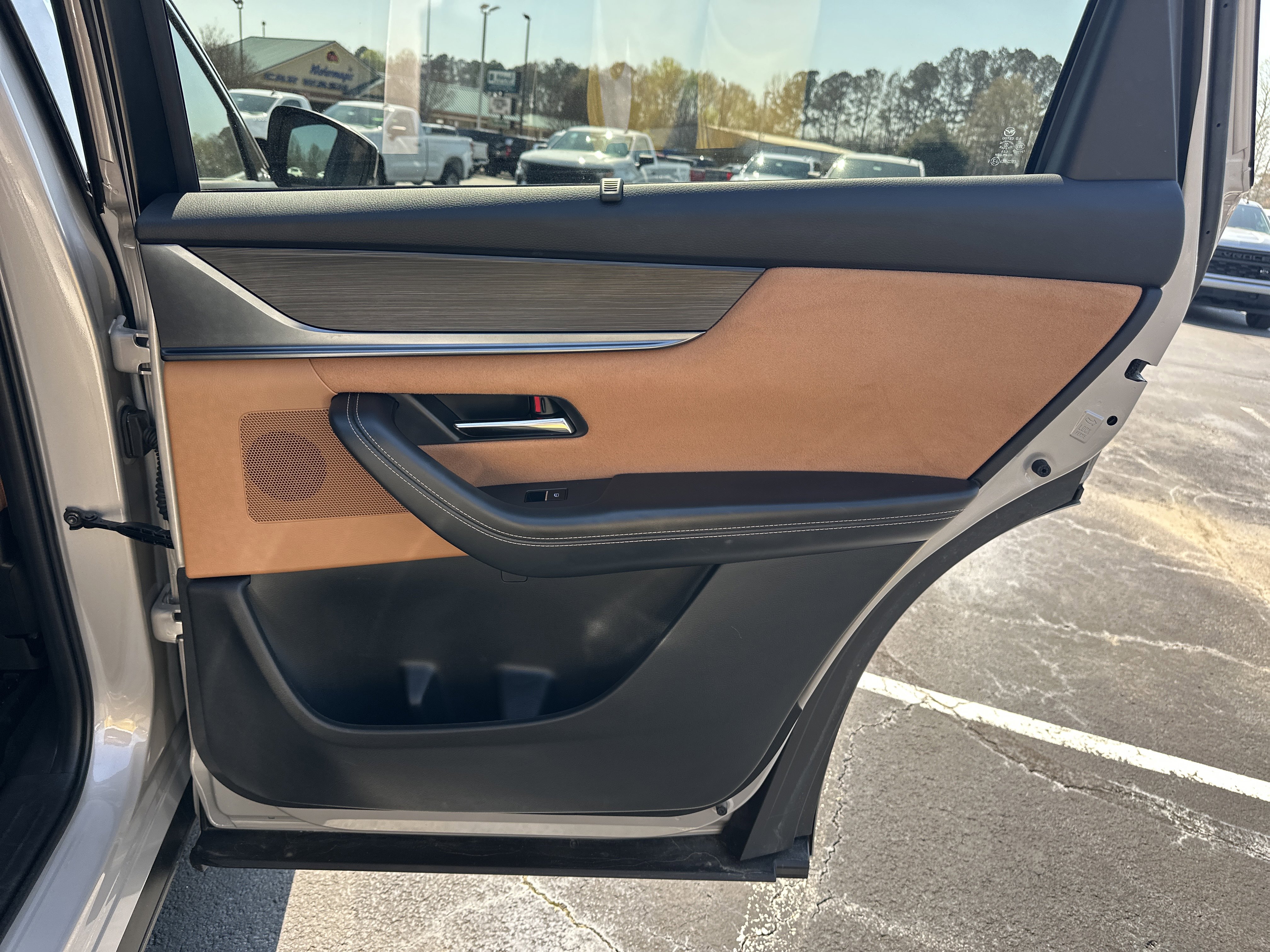 Used 2025 MAZDA CX-90 3.3 Turbo S w/ Premium Plus image 17