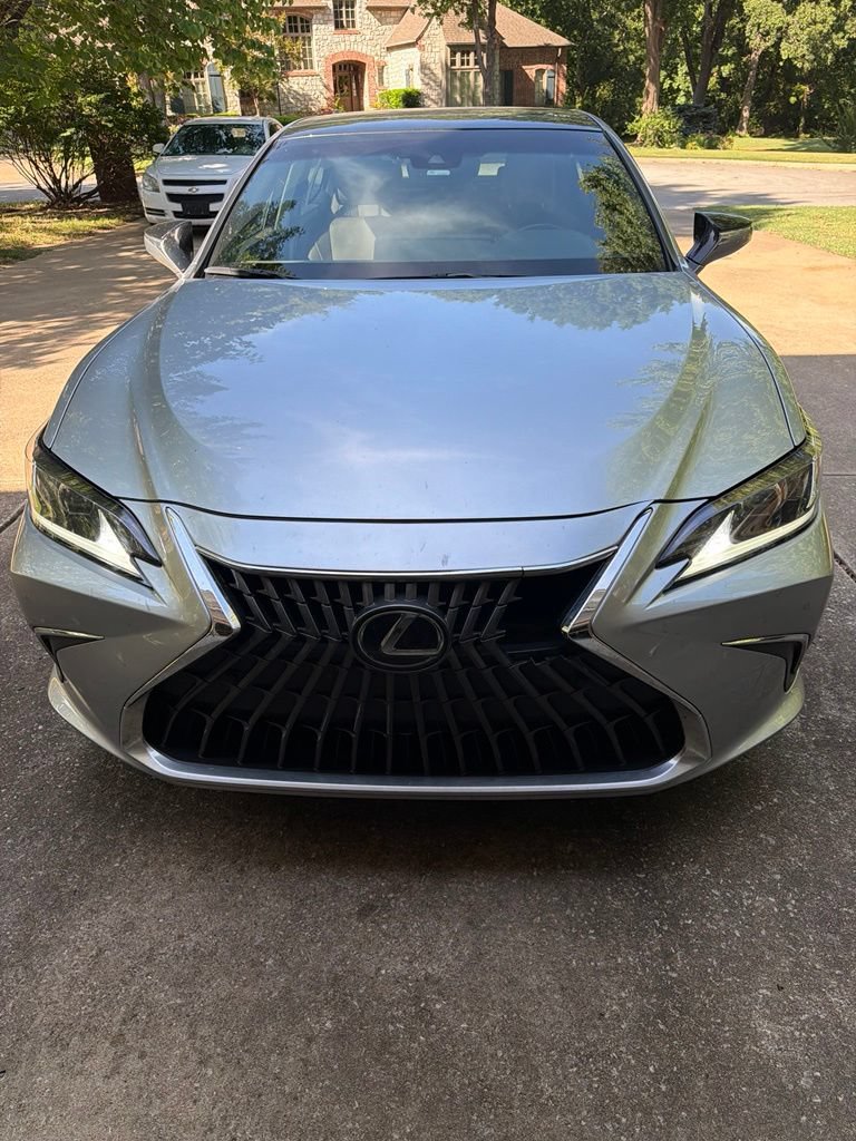 Certified 2024 Lexus ES 350 w/ Premium Package