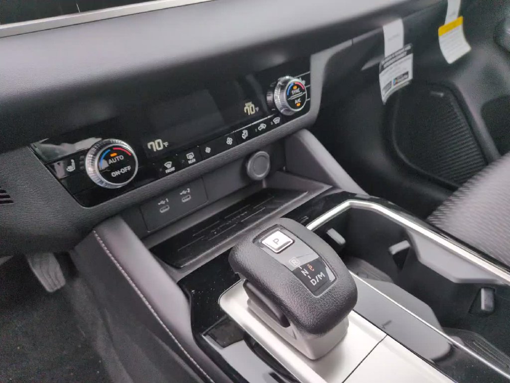 New 2026 Mitsubishi Outlander ES AWD/4WD image 28