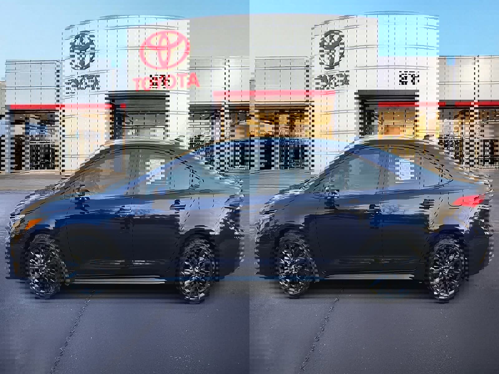 Used 2024 Toyota Corolla SE image 8