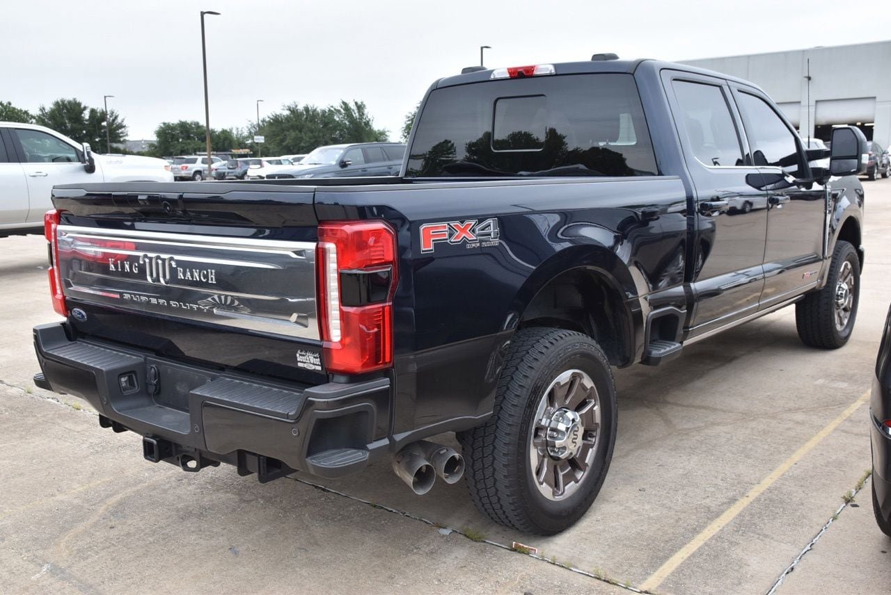 Certified 2025 Ford F250 King Ranch AWD/4WD image 5