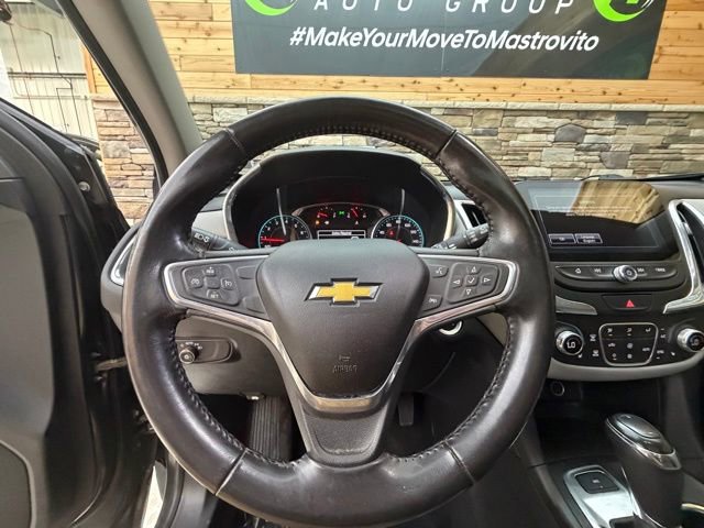 Used 2018 Chevrolet Equinox LT w/ Sun & Infotainment Package AWD/4WD image 19