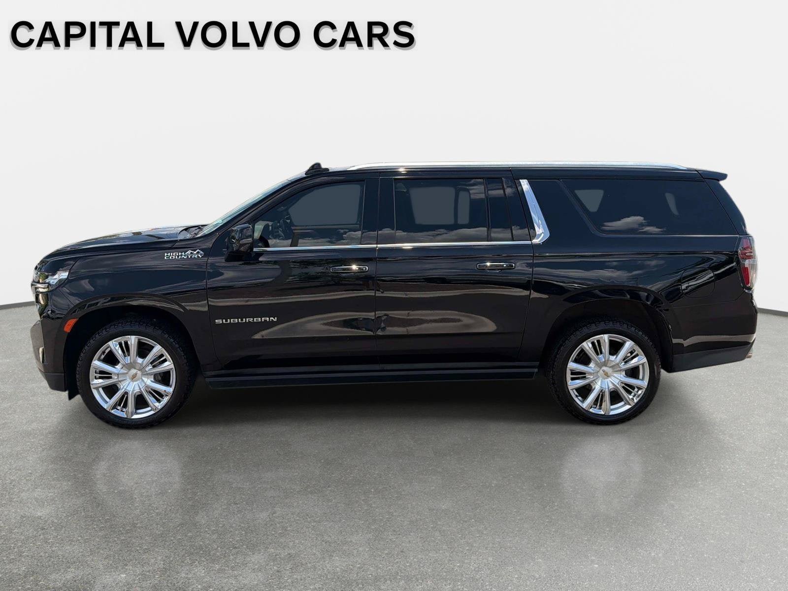 Used 2021 Chevrolet Suburban High Country w/ Premium Package RWD image 9