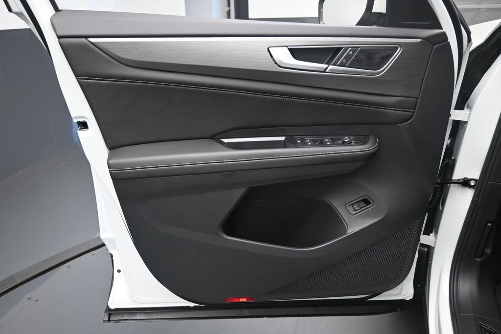 New 2026 Volkswagen Atlas Cross Sport SE FWD image 19