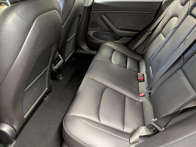 Used 2018 Tesla Model 3 Long Range AWD/4WD image 18