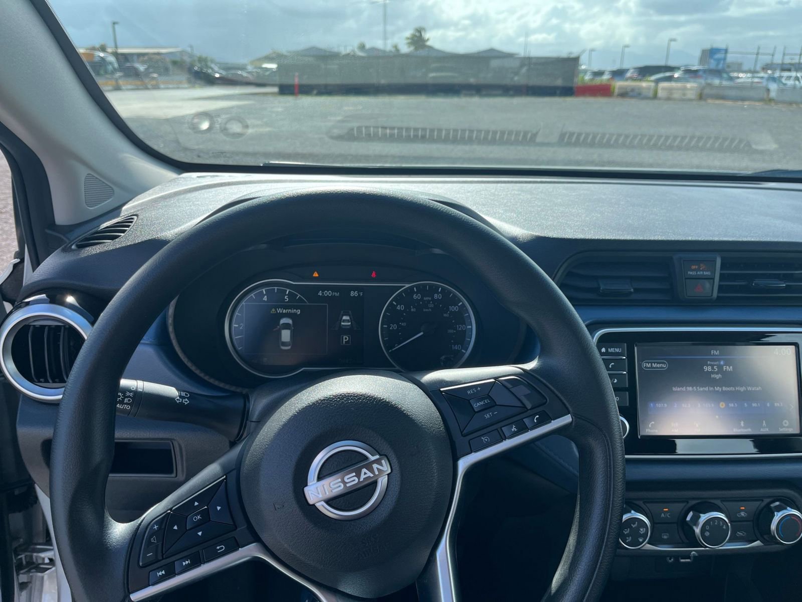 Used 2025 Nissan Versa SV FWD image 29