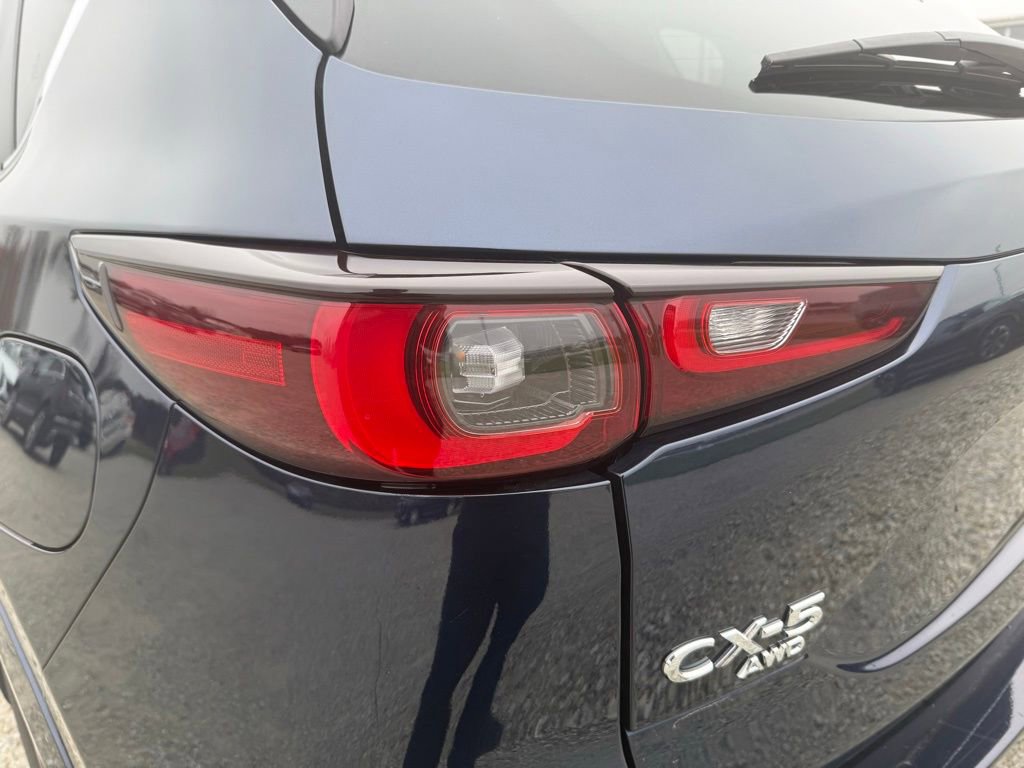 Used 2024 MAZDA CX-5 AWD 2.5 S w/ Select Package image 17