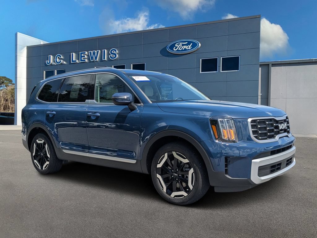 Used 2024 Kia Telluride S