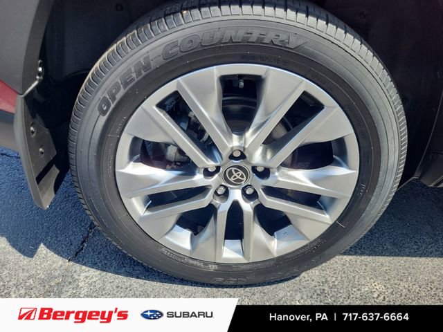 Used 2023 Toyota RAV4 XLE Premium AWD/4WD image 19