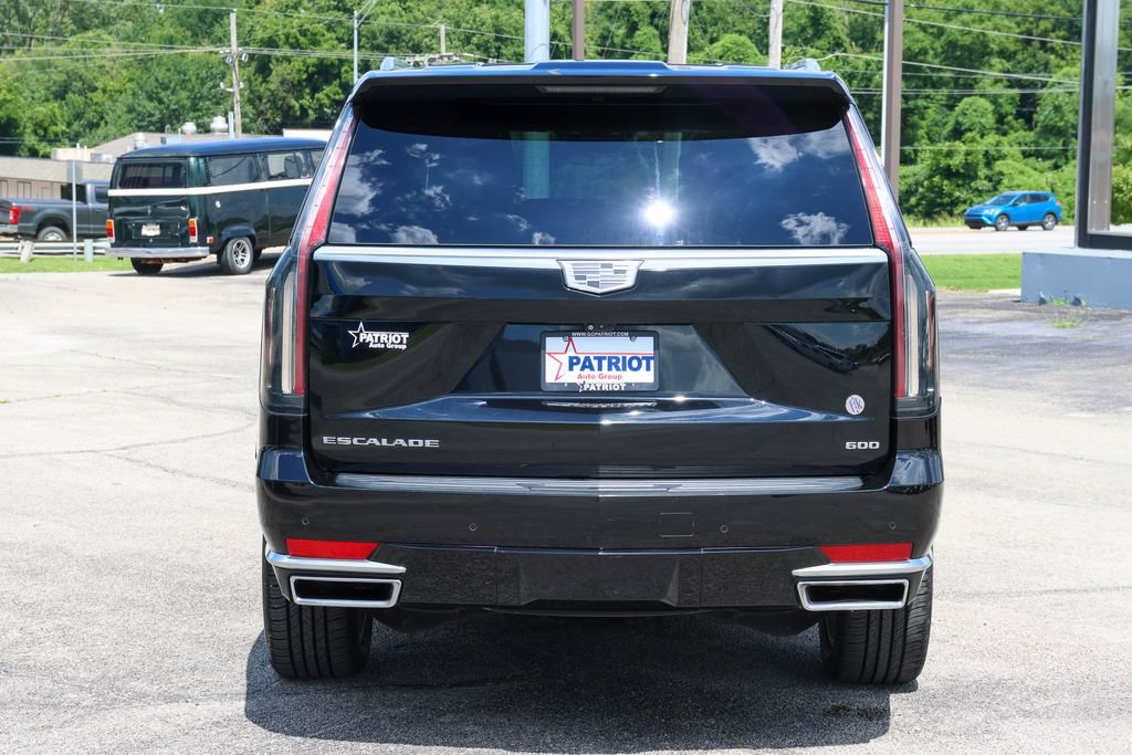 Used 2021 Cadillac Escalade ESV Premium Luxury Platinum AWD/4WD image 38