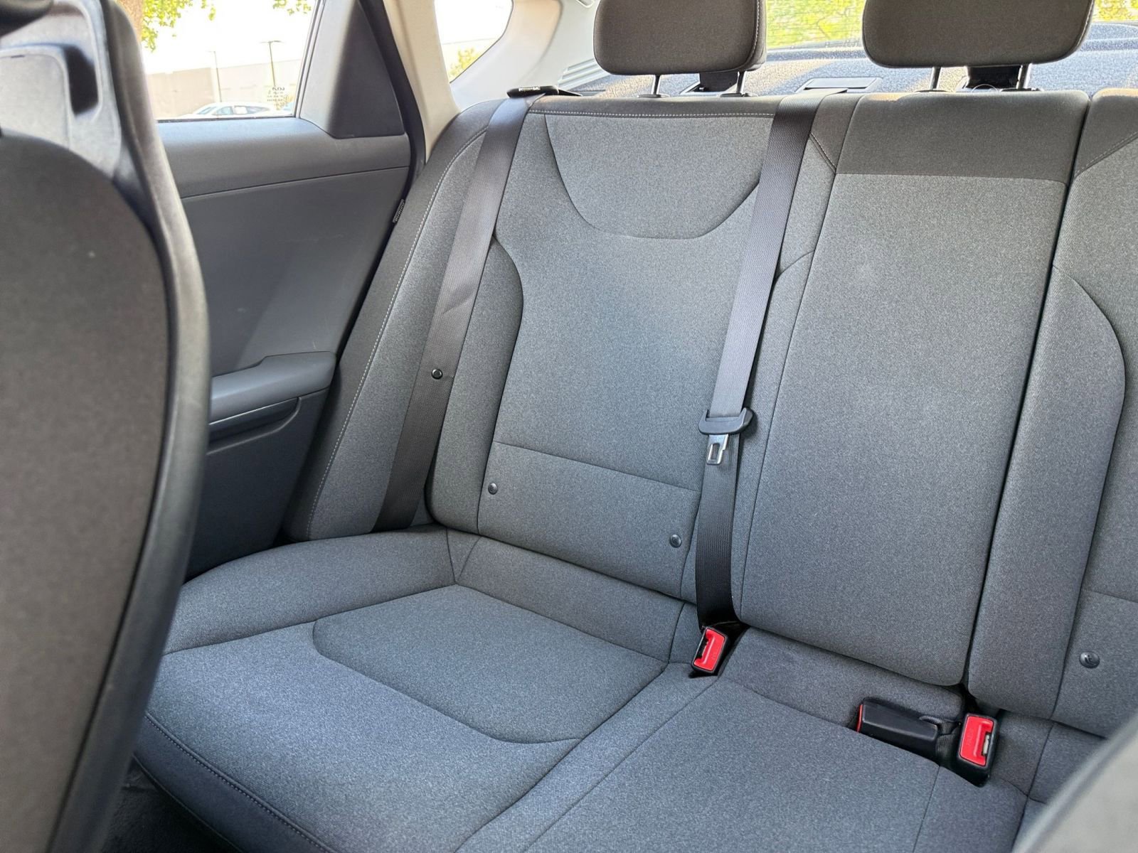 Used 2025 Kia K4 LXS image 41