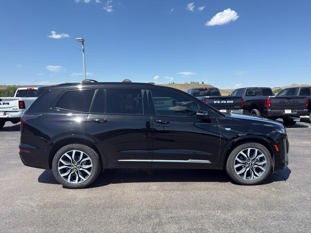Used 2021 Cadillac XT6 Sport AWD/4WD image 4