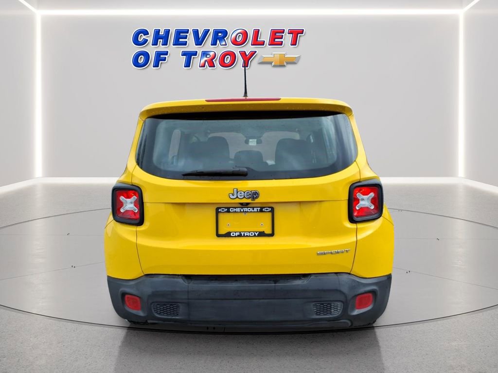 Used 2015 Jeep Renegade Sport w/ Power & Air Group image 8