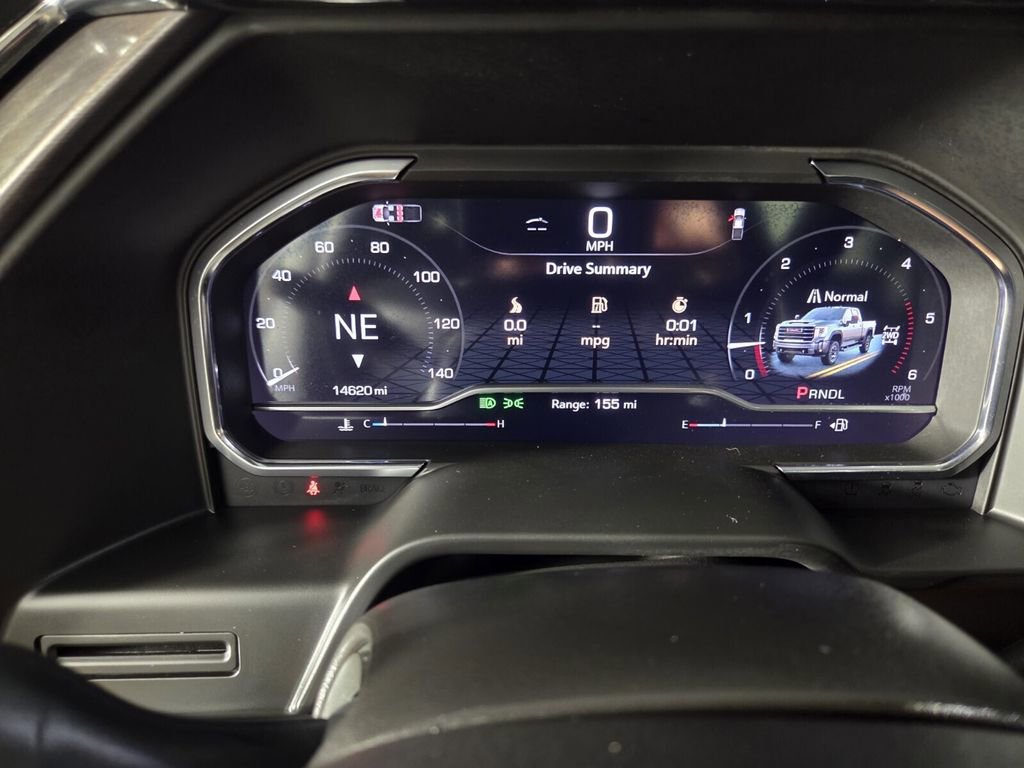 Used 2025 GMC Sierra 2500 AT4 image 18