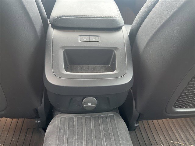 Used 2024 Volvo S60 B5 Plus image 18