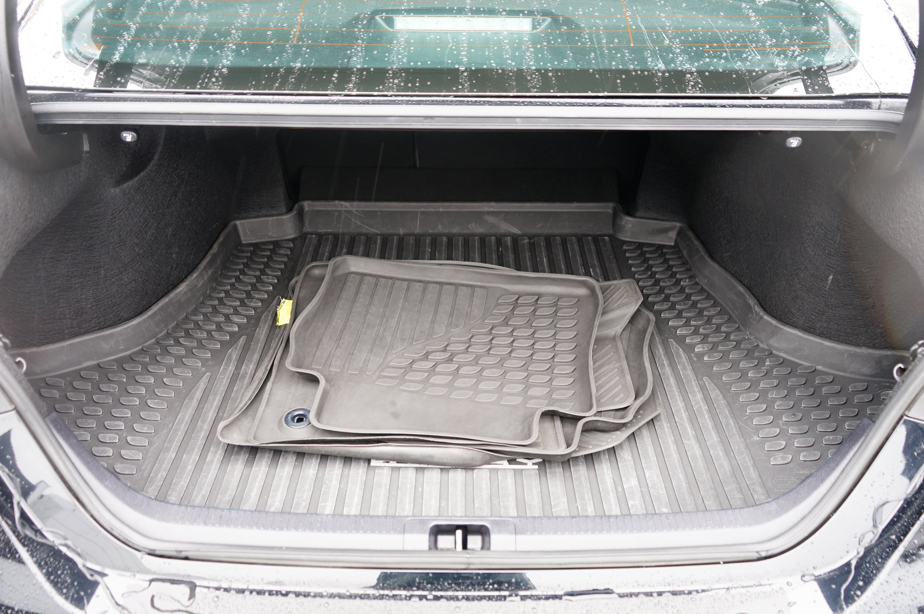 Used 2023 Toyota Camry SE image 12