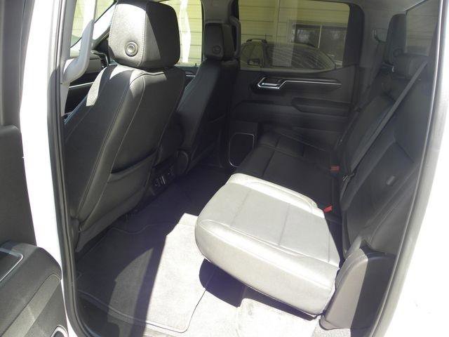 Used 2025 GMC Sierra 1500 SLT RWD image 23