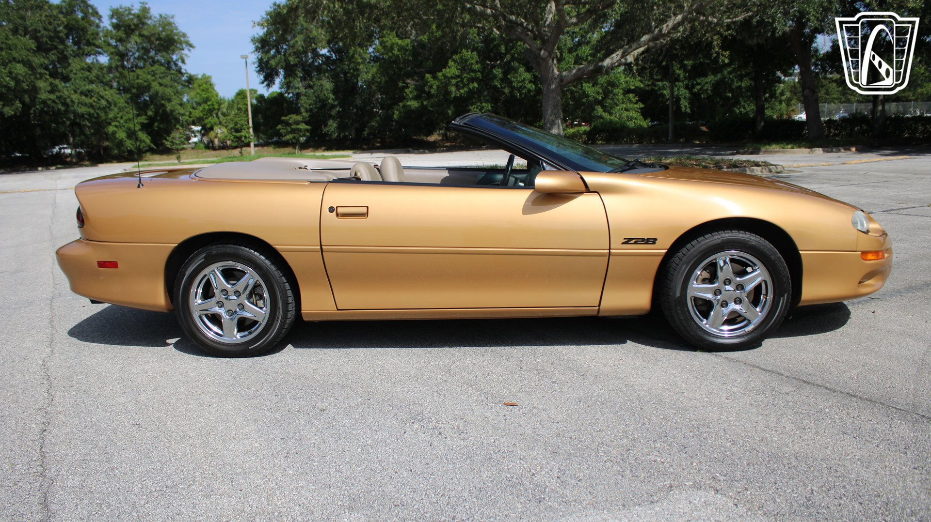 Used 1998 Chevrolet Camaro Z28 RWD image 18