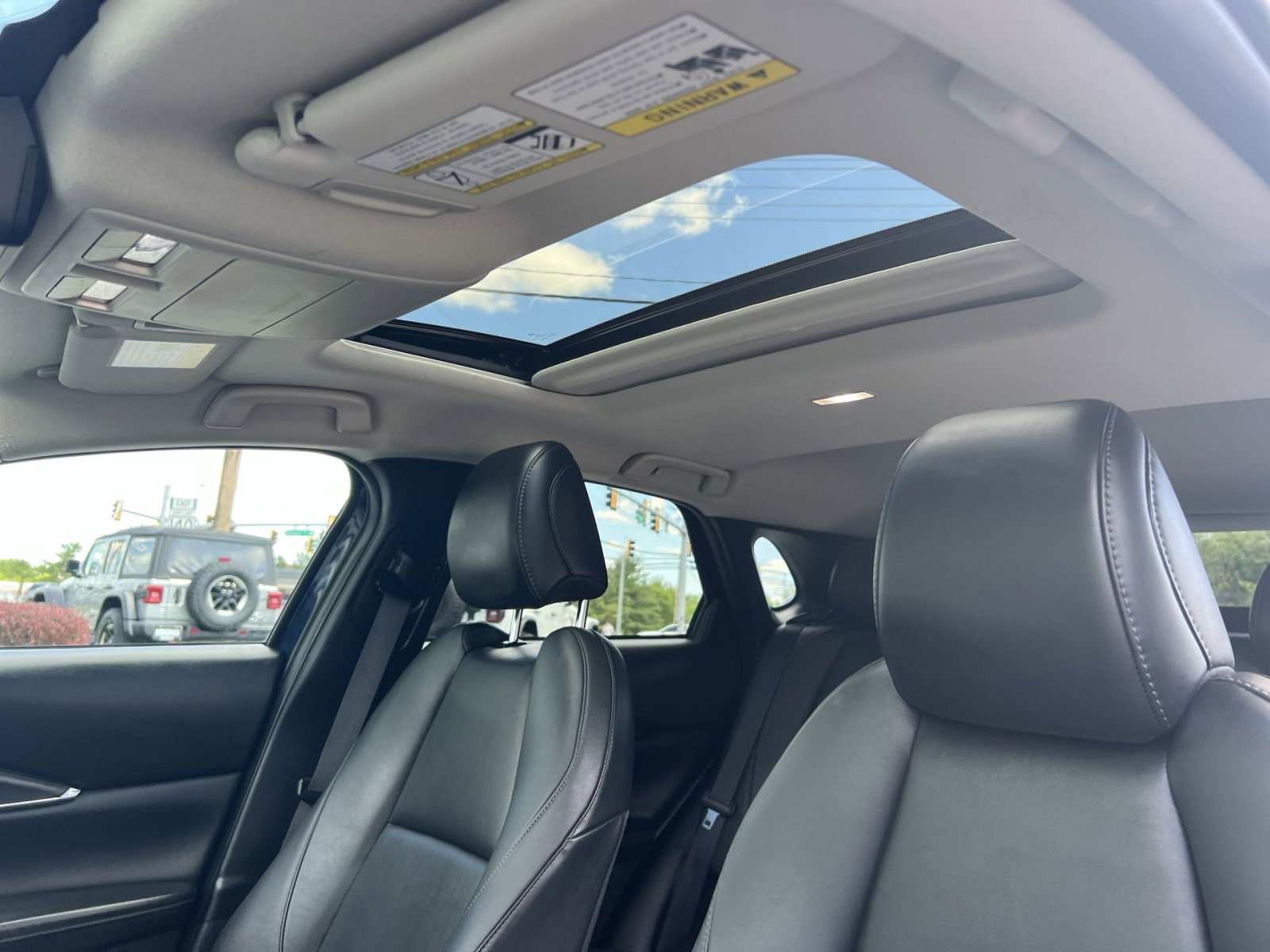 Used 2025 MAZDA CX-30 AWD 2.5 S w/ Preferred Package image 32
