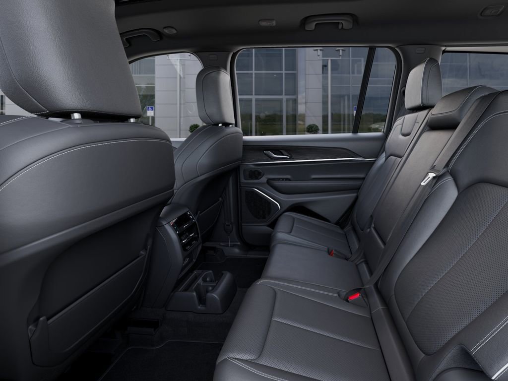 New 2026 Jeep Grand Cherokee L Limited image 24