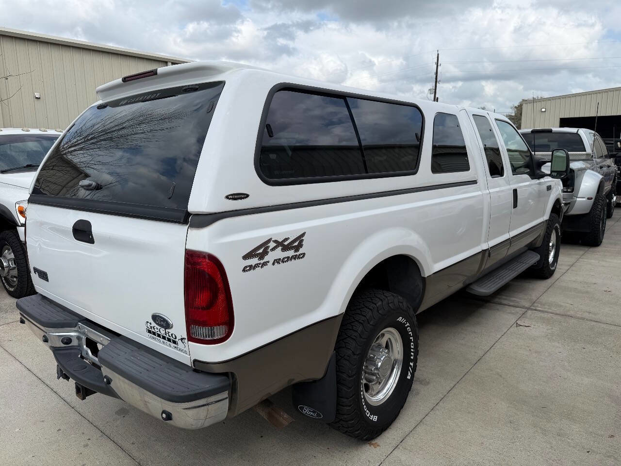 Used 2002 Ford F250 Lariat image 31