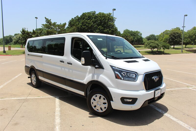 Used 2023 Ford Transit 350 XLT RWD image 6