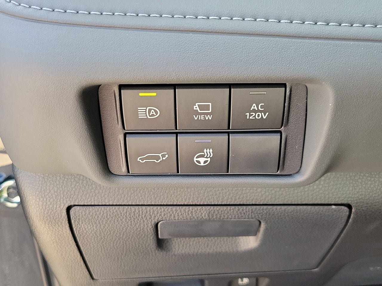 New 2026 Toyota Highlander Limited AWD/4WD image 34