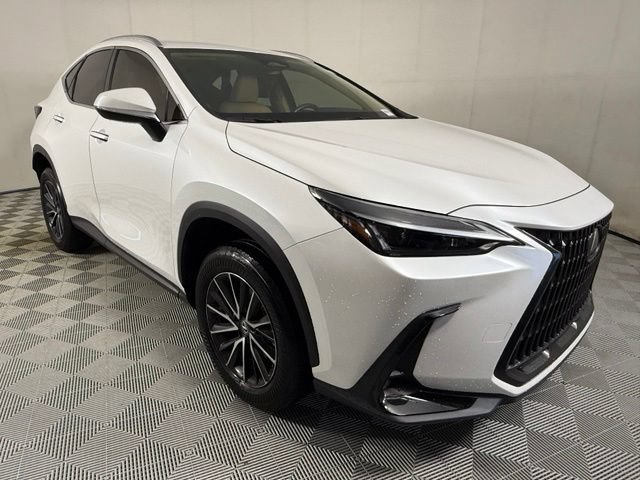 Used 2024 Lexus NX 250 FWD w/ Towing Package (2000 Lbs) image 7