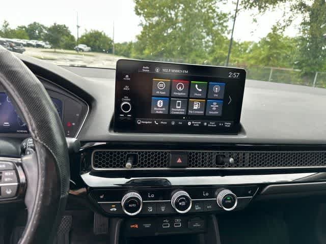 Used 2023 Honda Civic Touring image 9