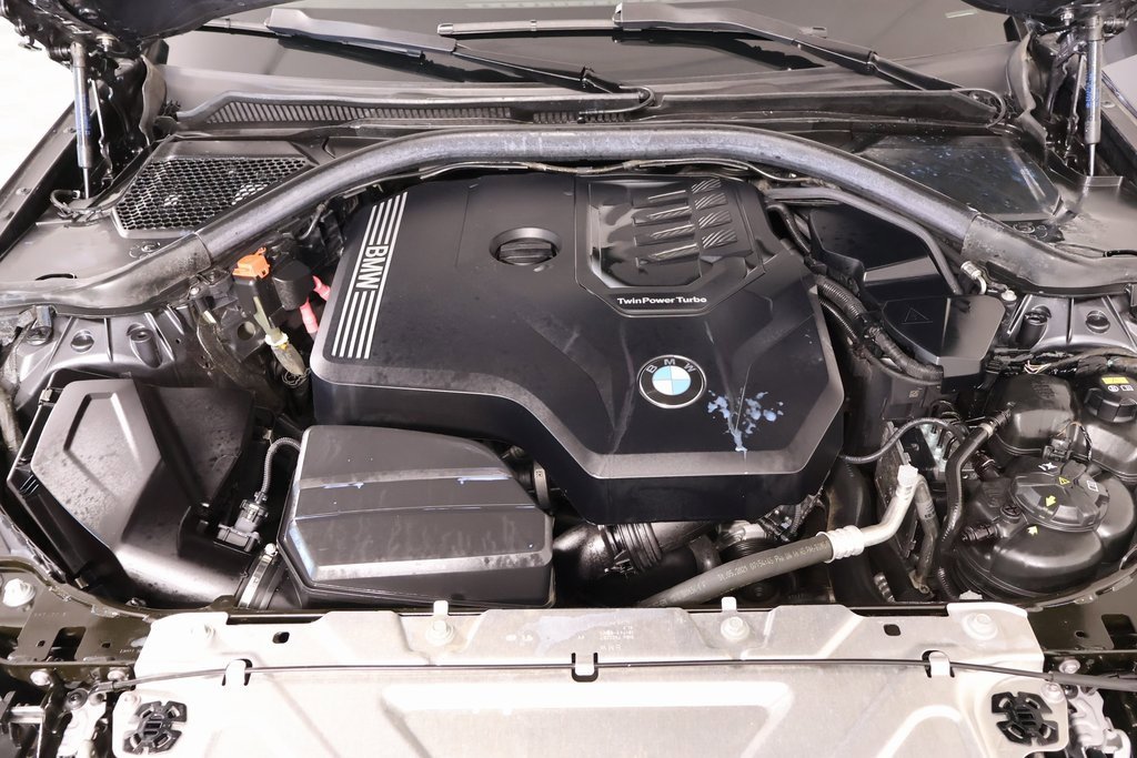 Used 2022 BMW 330i xDrive 330i xDrive w/ Driving Assistance Package image 21