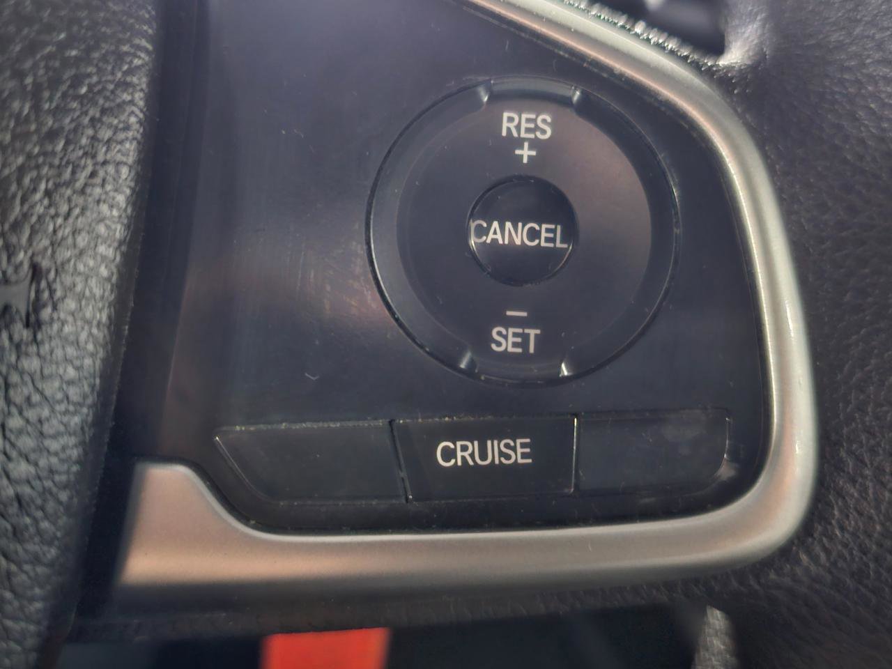 Used 2017 Honda CR-V LX image 36