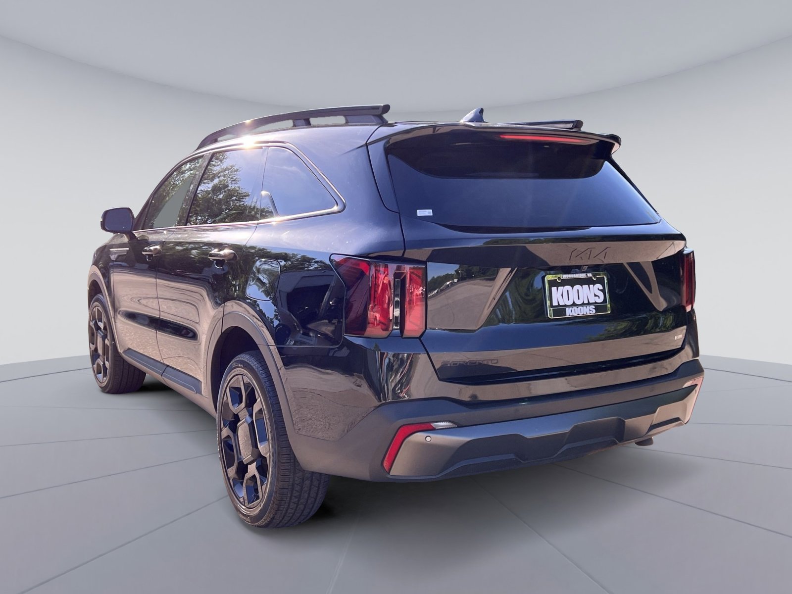 Used 2025 Kia Sorento X-Line EX AWD/4WD image 4