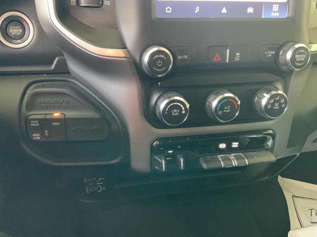 Certified 2024 RAM 3500 Big Horn image 24