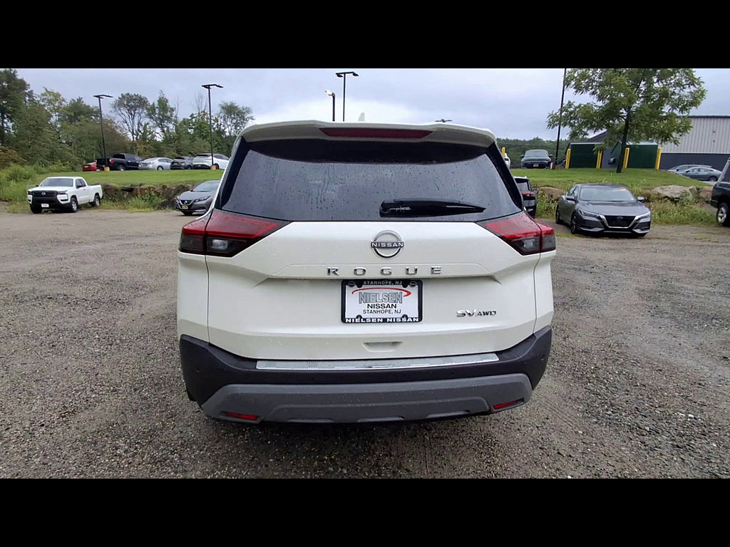 Certified 2023 Nissan Rogue SV AWD/4WD image 7