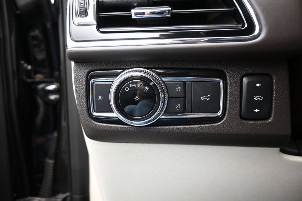 Used 2018 Lincoln Navigator Black Label AWD/4WD image 46
