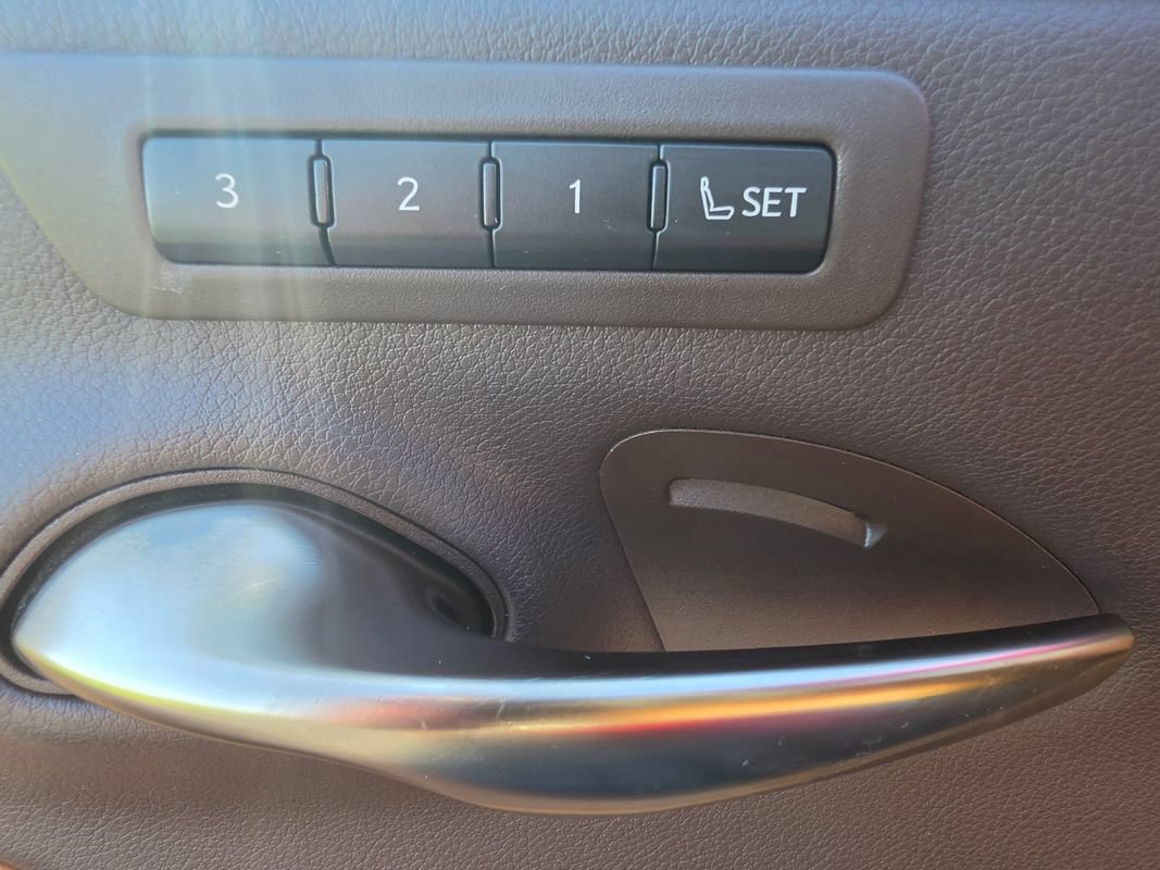 Used 2019 Lexus ES 350 w/ Accessory Package FWD image 14