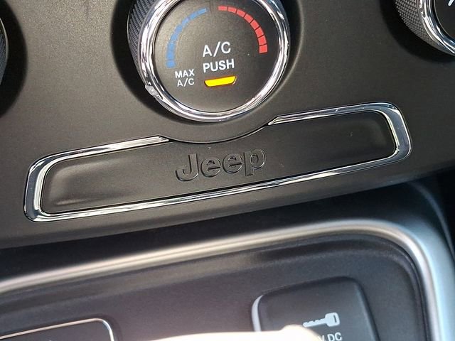 Used 2018 Jeep Compass Sport FWD image 20