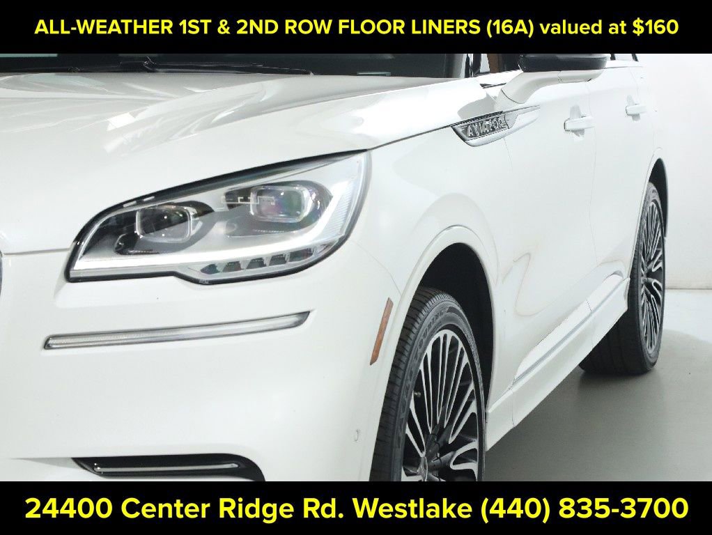 Certified 2023 Lincoln Aviator Black Label w/ Class IV Trailer Tow Package AWD/4WD image 5