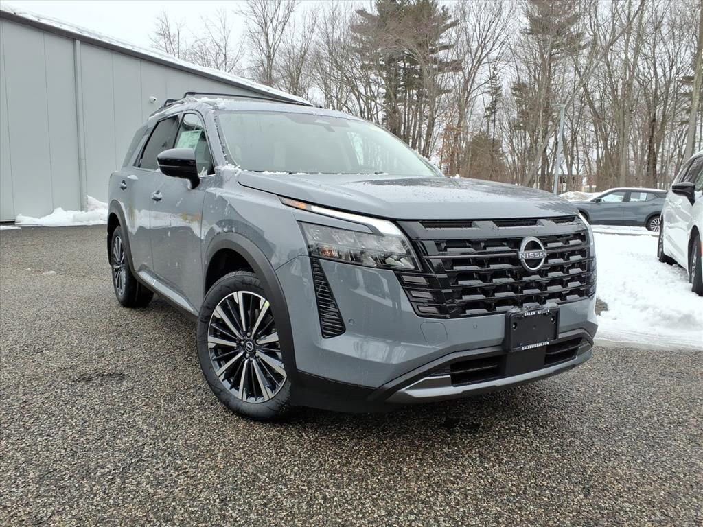New 2026 Nissan Pathfinder Platinum w/ Cargo Package