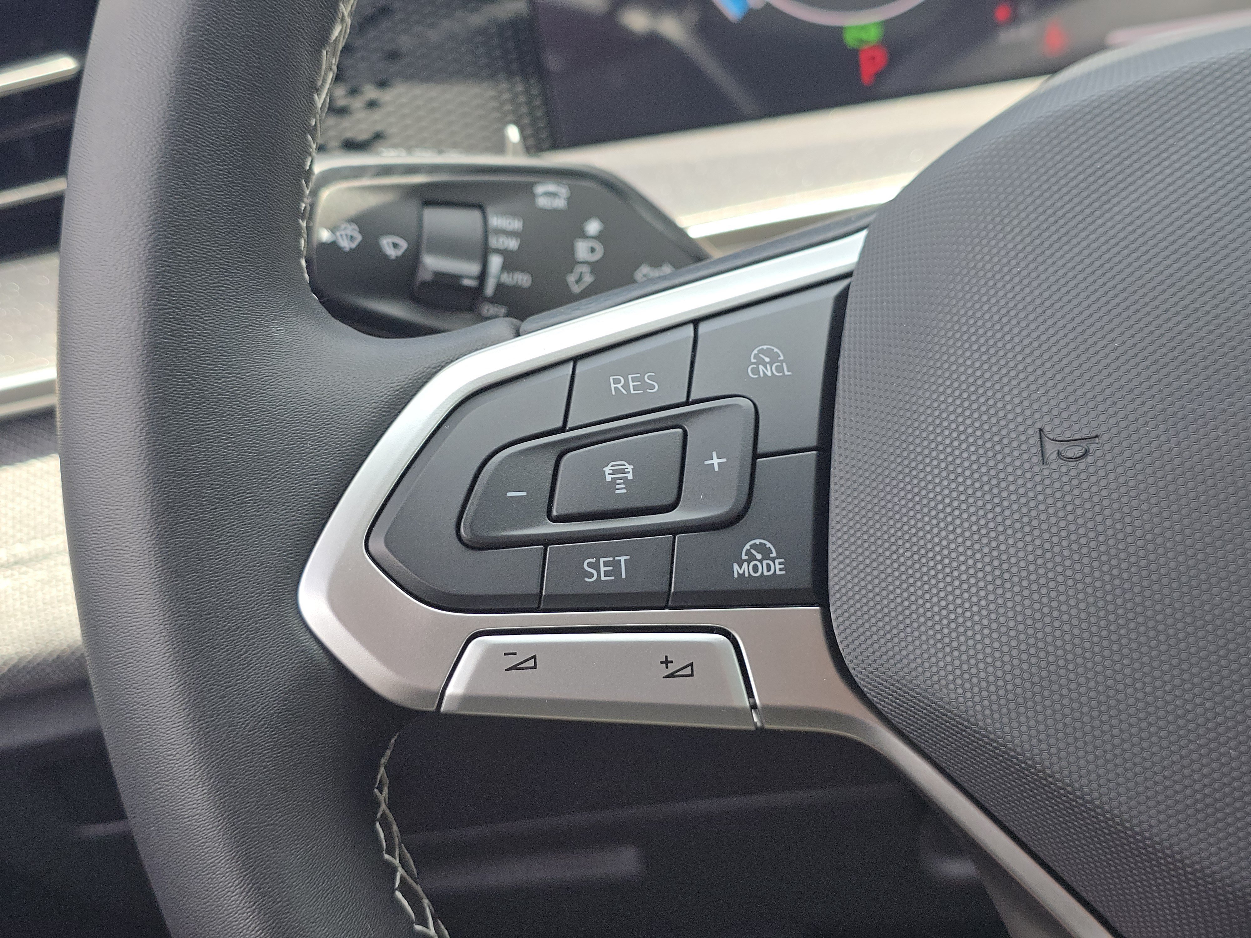 New 2026 Volkswagen Tiguan S AWD/4WD image 25